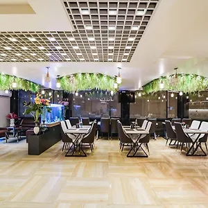  Hotel Grand Sun Plaza Embassy And Airport Drop India